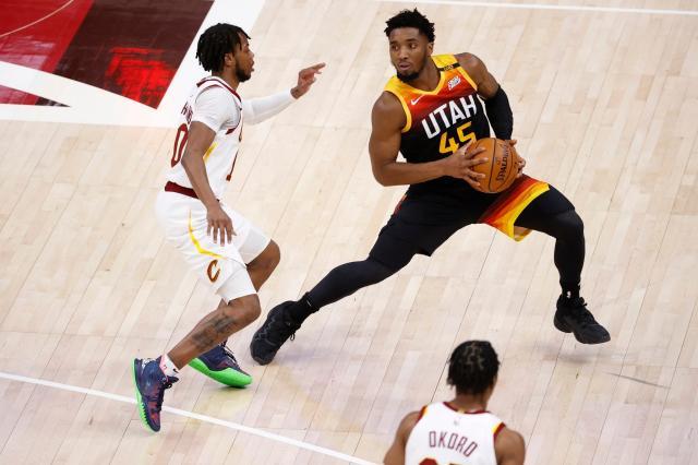 开云官方网站-轰出联盟最强进攻效率 米切尔就是爵士的火力答案